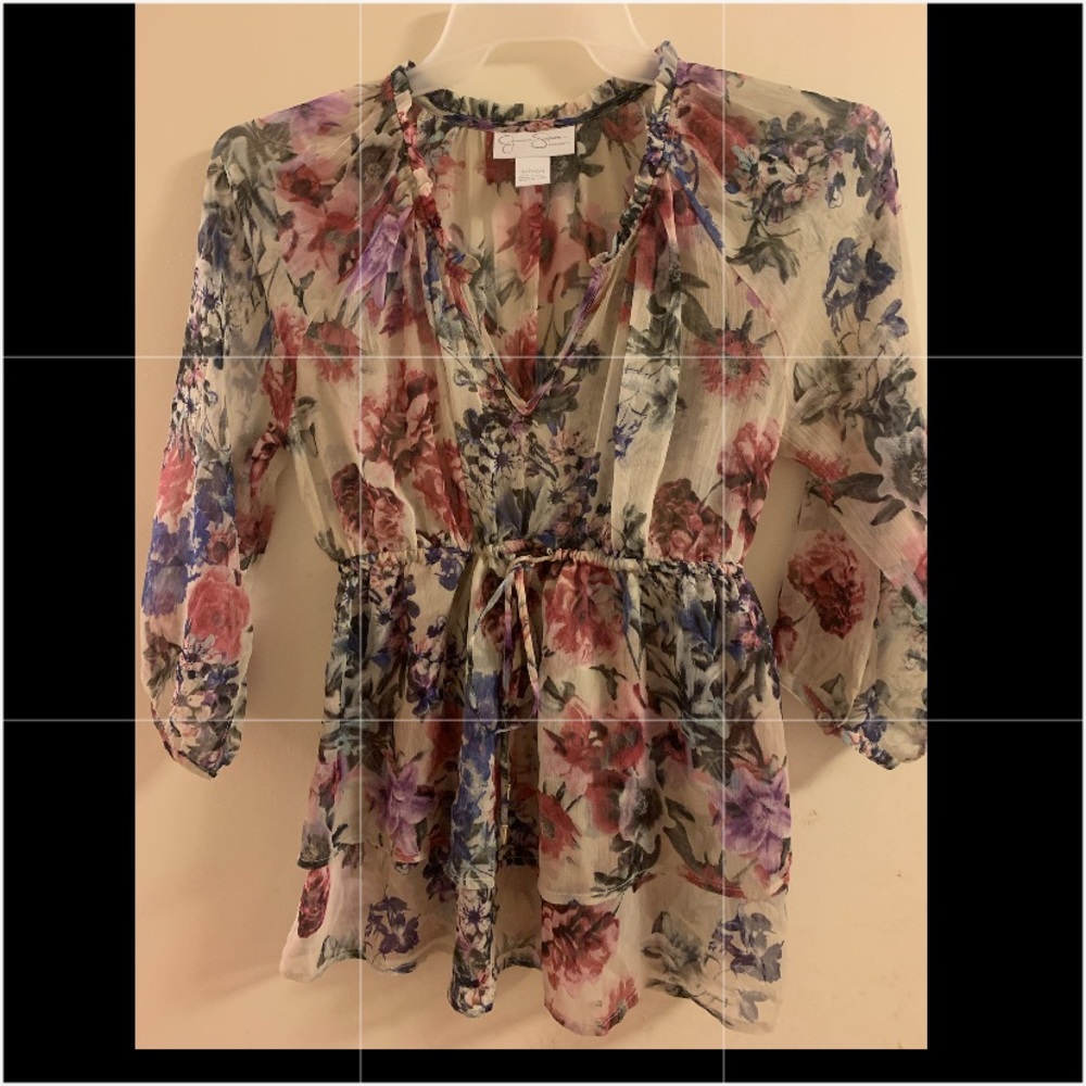 Jessica Simpson maternity top small